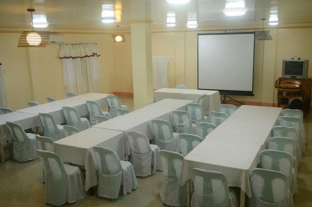Alliyah'S Beach Resort Balabag  外观 照片